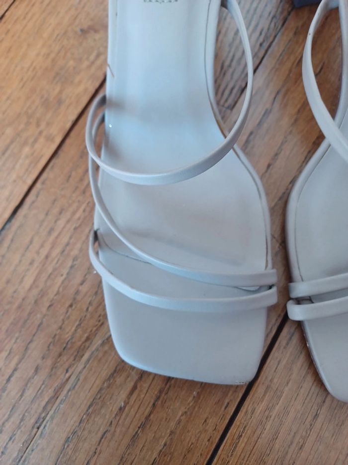 Mules - photo numéro 3