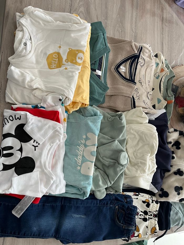 Lot vêtements garçon 23/24 mois - photo numéro 3
