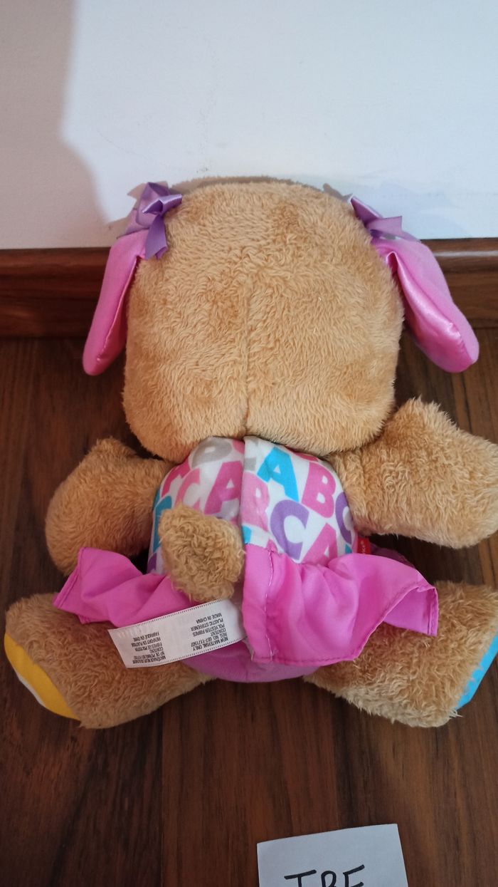 Peluche éducative musicale Fisher price chien - photo numéro 2