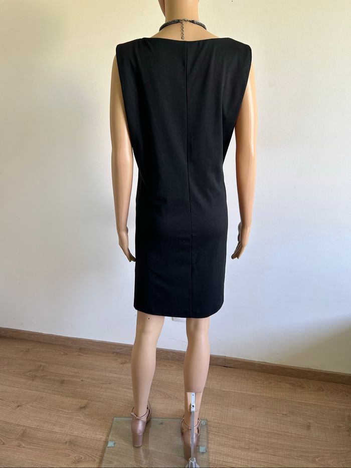 Robe noire et rouge sans manches Anna Field taille 40 bon état - photo numéro 6