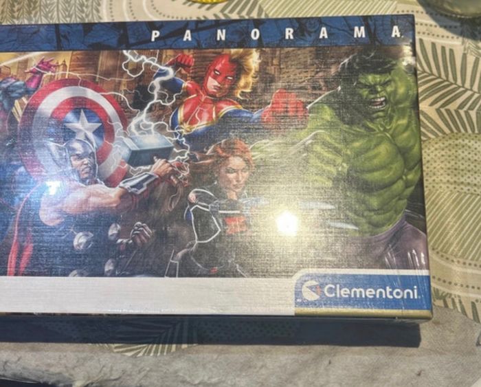 Puzzle Marvel neuf emballer 1000 pièces - photo numéro 3