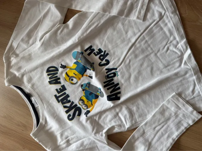 T-shirt longues manches minions 8ans