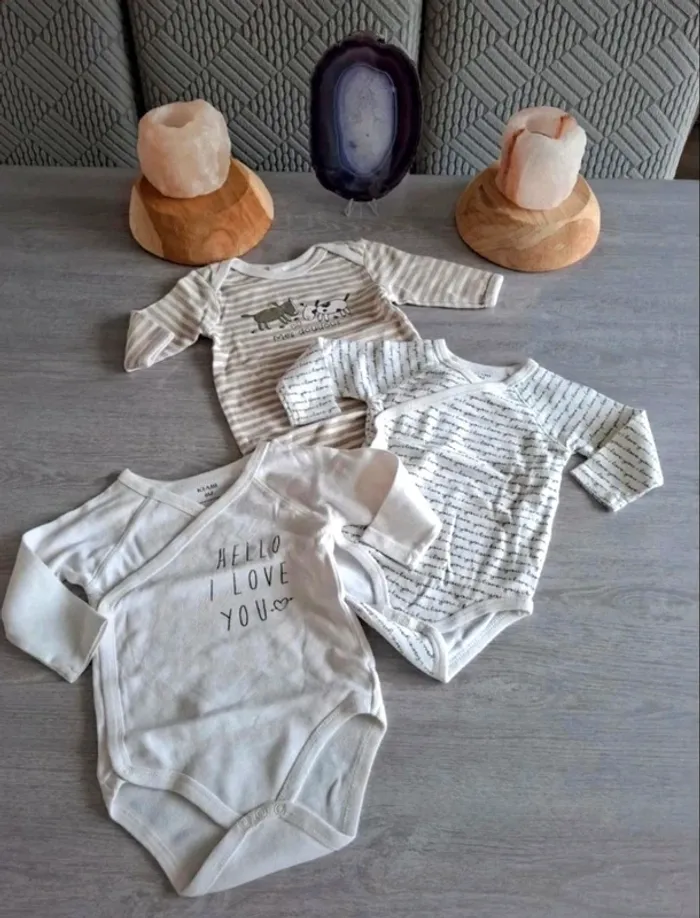 Bodies mixte manche longue lot de 3 taille 6 mois