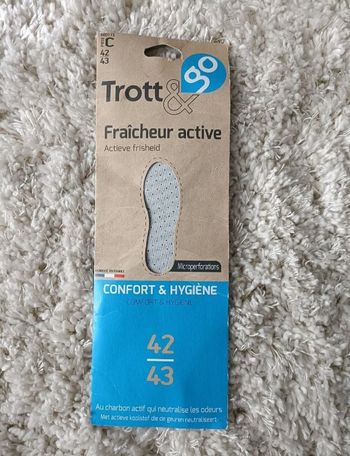 1 paire de semelles fraîcheur active en 42/43