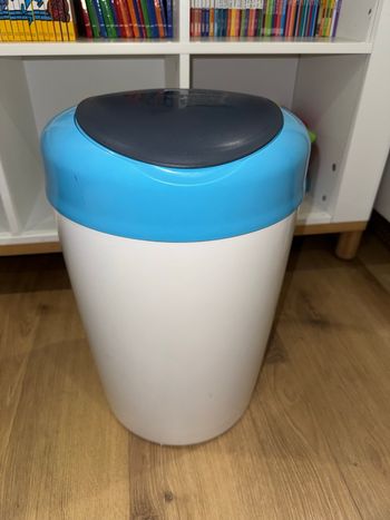 Poubelle à couches bébé 