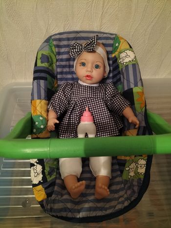 Poupée et son transat