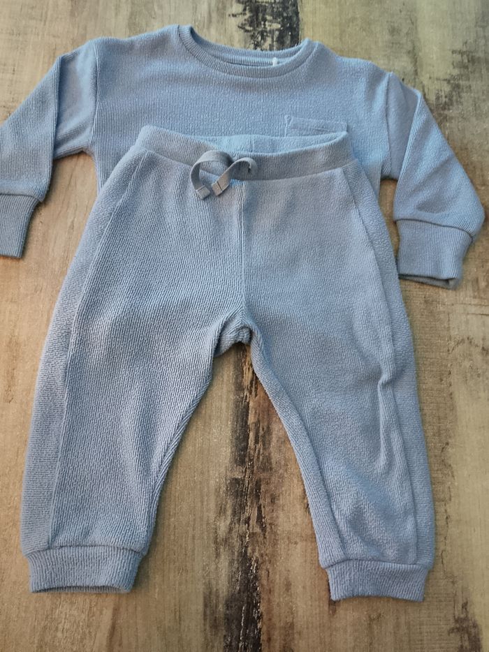 Pyjama 2 pièces pour bébé garçon chaud 12-18 mois Primark - photo numéro 5