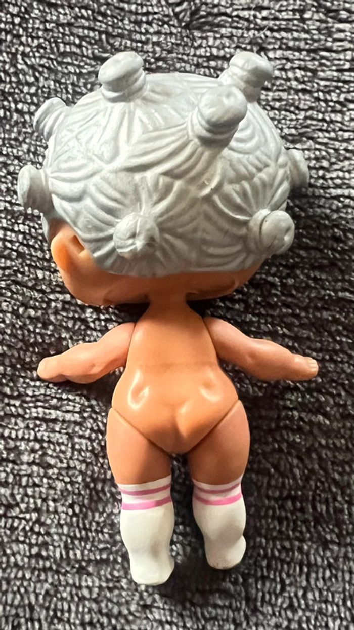 Petite poupée Lol surprise + accessoires comme sur la photos ( 21 ) - photo numéro 4