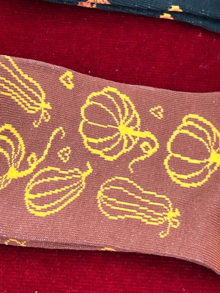 Lot de 3 paires de chaussettes automnales - ambiance citrouilles & forêt enchantée - photo numéro 4