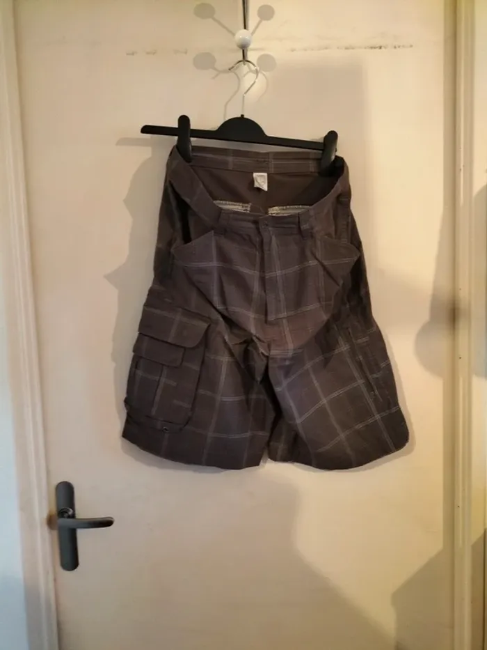 Short tribord