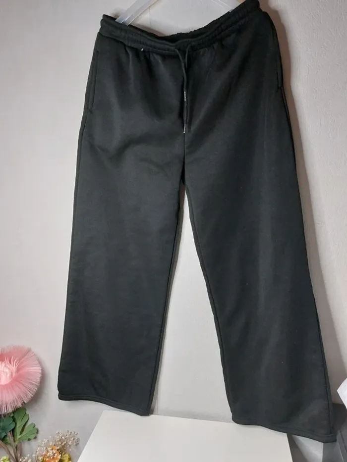 Pantalon noir jambe large " shein"