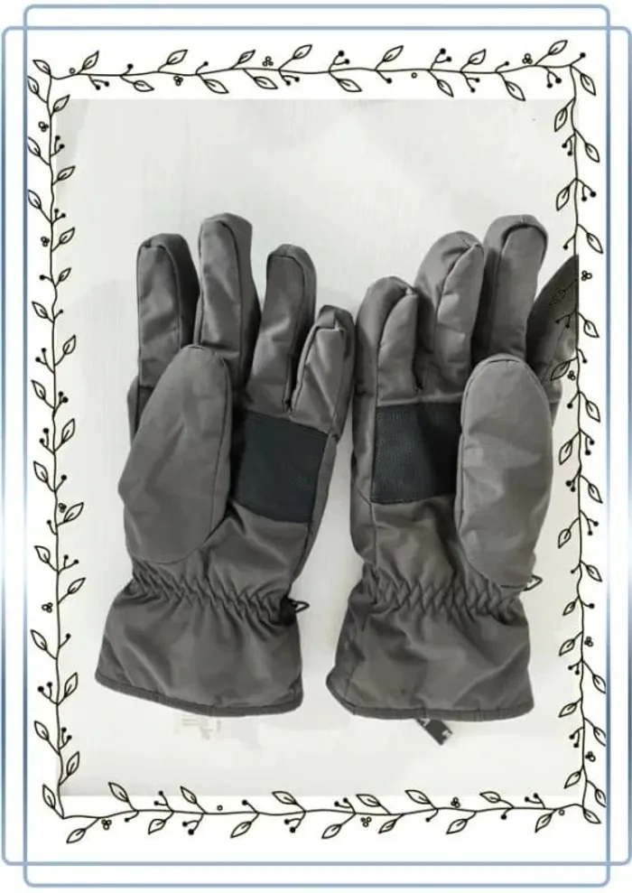 Gants Wedze, bon état, 19,4-19,9cm - photo numéro 2