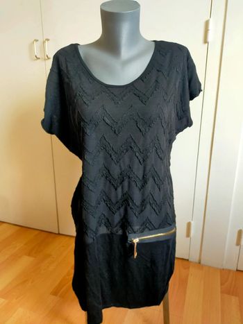 Petite robe noire T 4