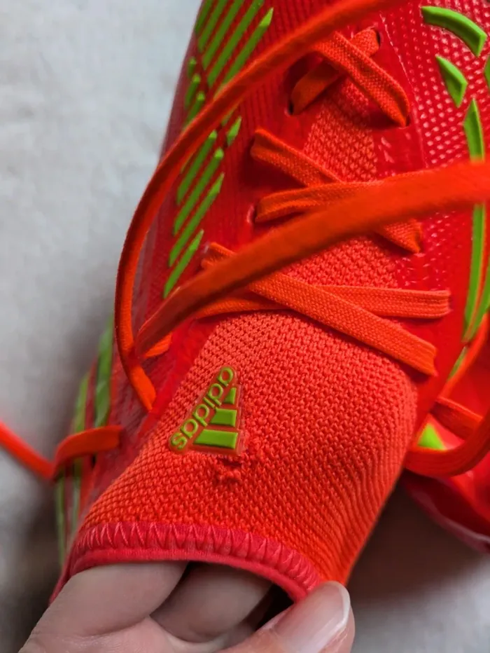 Crampons de foot adidas t42 - photo numéro 9