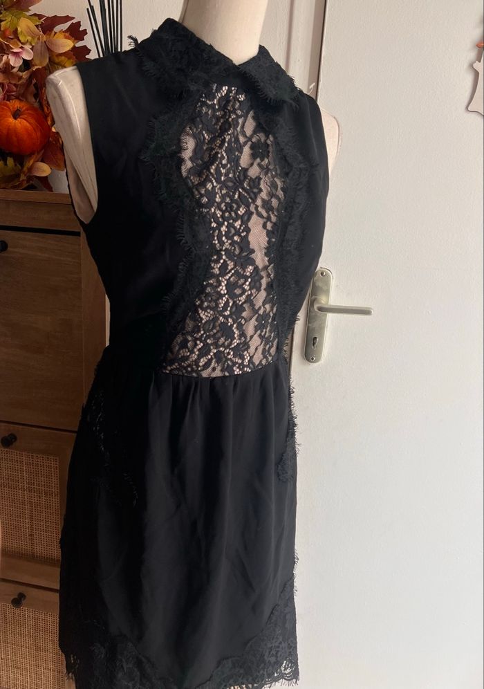 Magnifique robe dos nu dentelle - photo numéro 3
