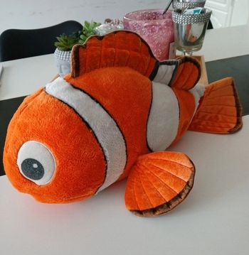 Péluche Neuve Maxi Format Nemo Disney Store🌿🎁