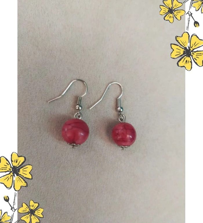 Boucles d’oreilles perle rose – Élégance simple sur crochet - photo numéro 4