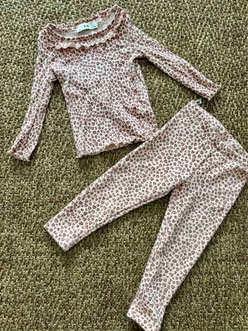 Ensemble haut/legging C&A 98cm