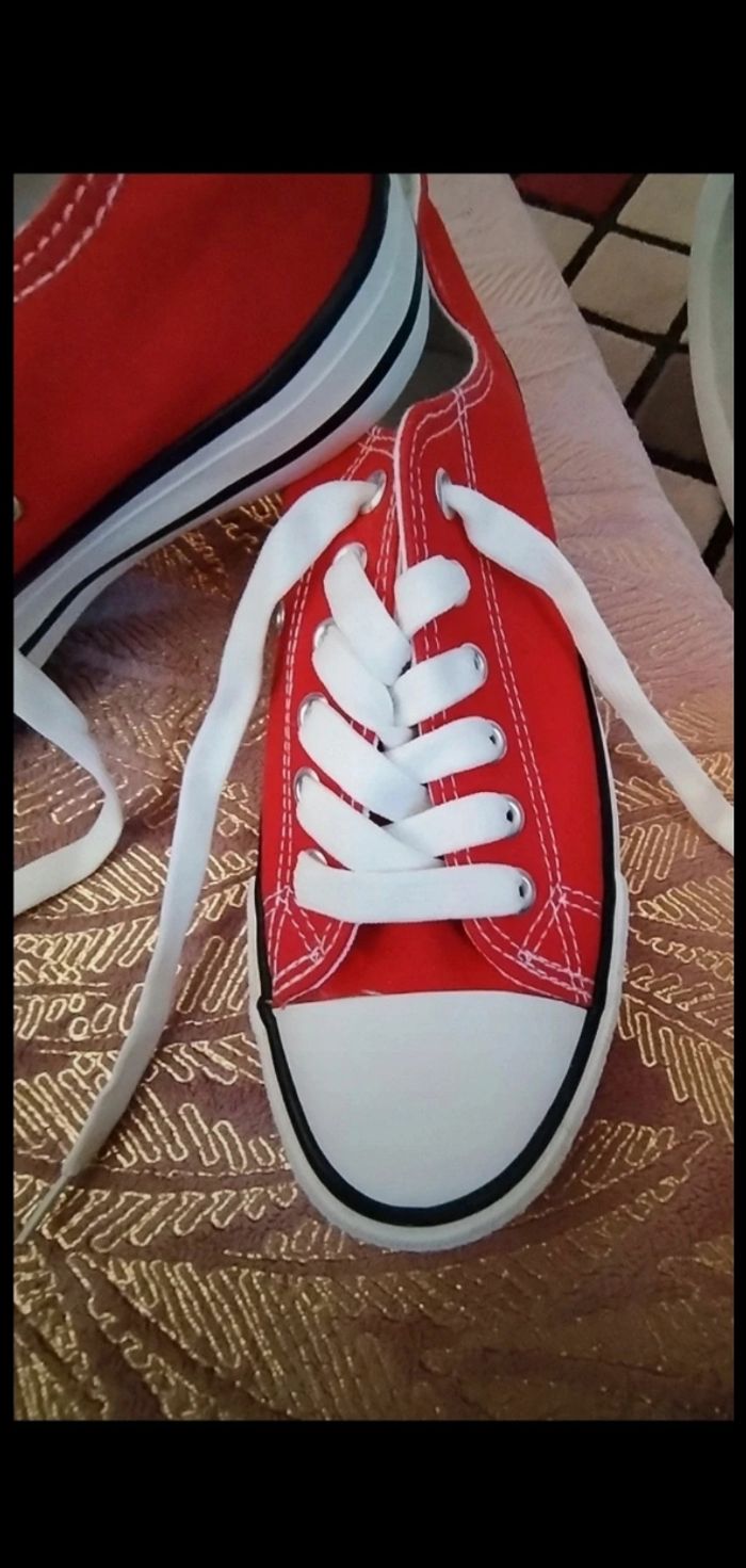Baskets rouge neuves pointure 38 - photo numéro 6