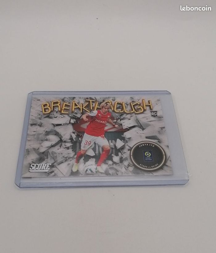Carte Panini score Ligue 1 2022-23 Rookie Card BREAKTROUGH Junyaito n°25. - photo numéro 2
