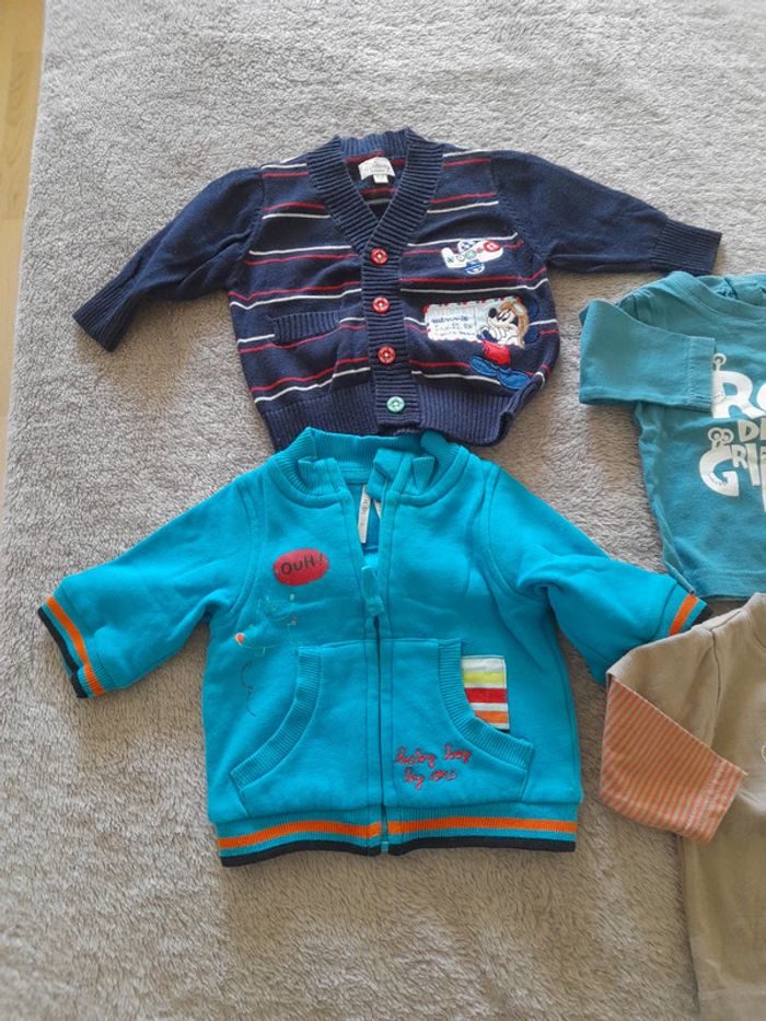 Lot vêtements bébé 1 mois - photo numéro 3