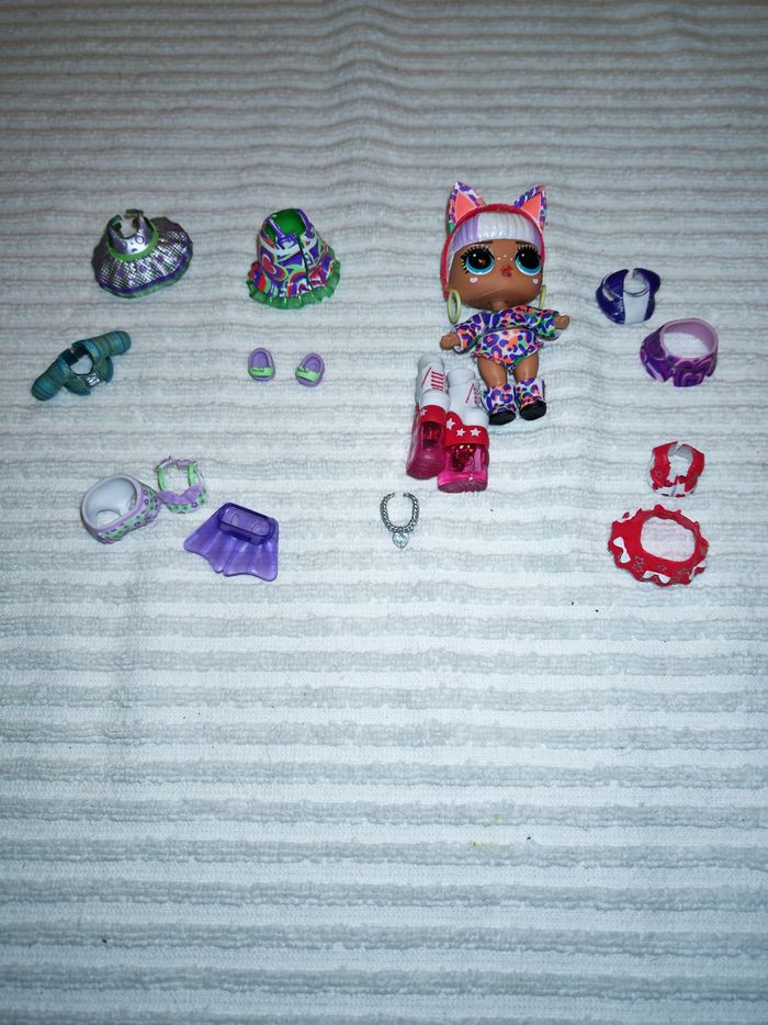 Poupée et accessoires lol surprise calendrier 2023