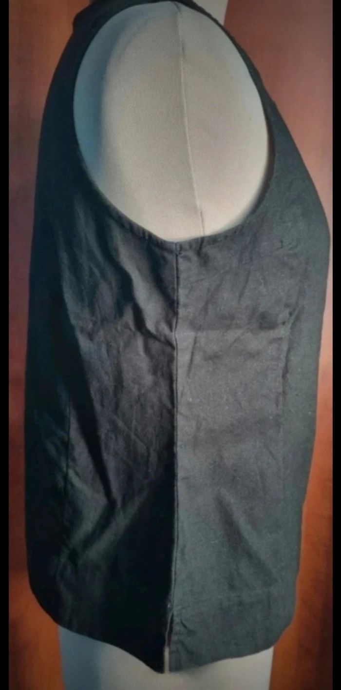 Blouse noir sans manches 42-44 - photo numéro 3