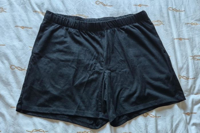 Short noir homme Taille XL élastique