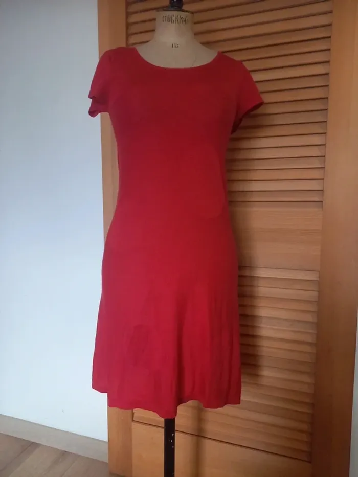 Robe manches courtes