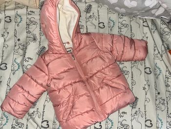 Doudoune bébé fille neuf 9 mois 71 cm