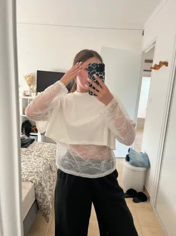 T-shirt dentelle Les folies