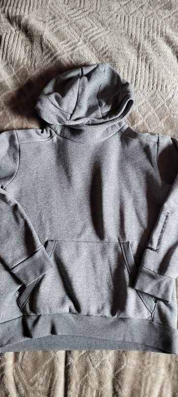 Pull à capuche 