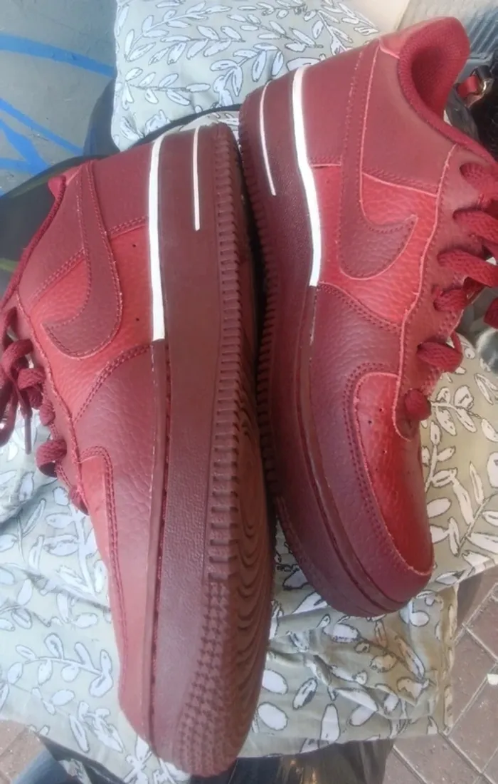Baskets bordeaux Nike air force one - photo numéro 4