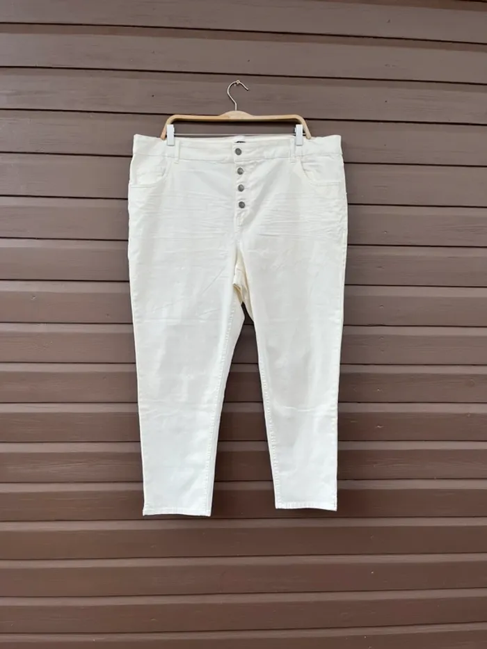 Pantalon blanc Kiabi - photo numéro 2