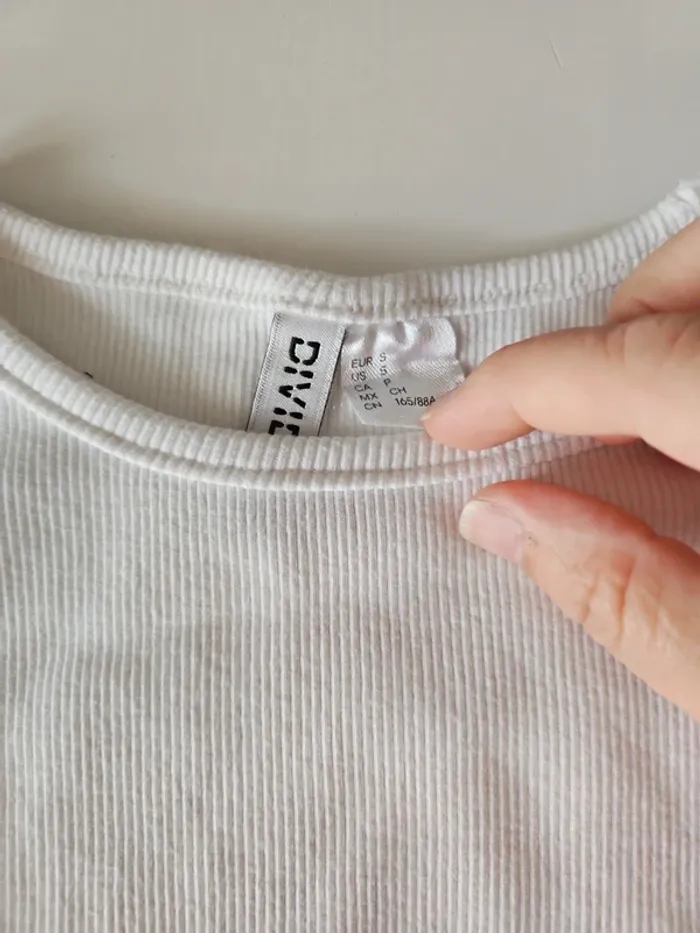 T-shirt H&M - photo numéro 2