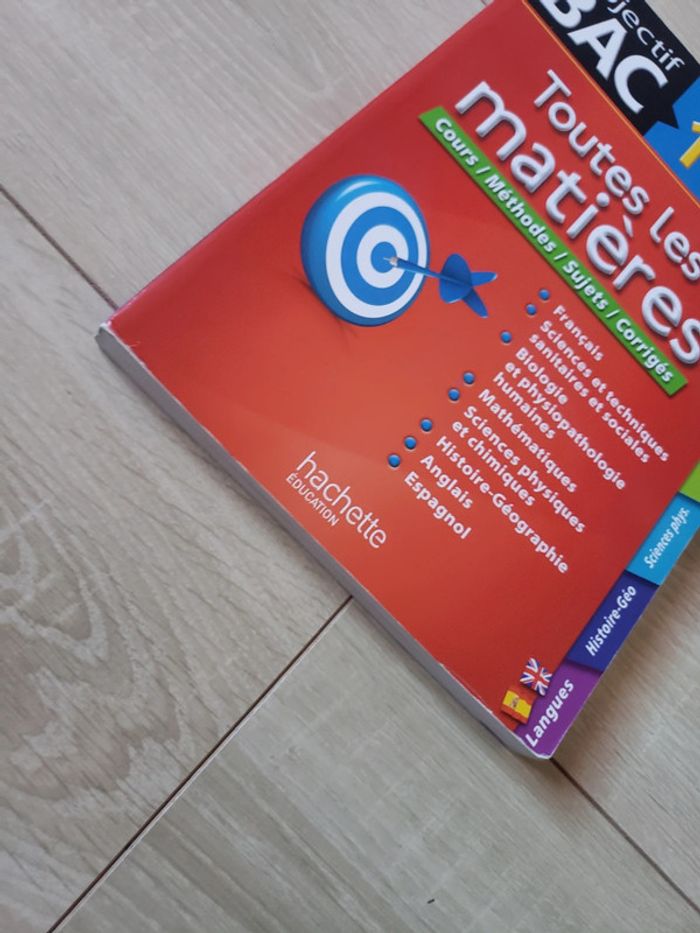 Livre 📕 Objectif bac 1° ST2S hachette education 5€ - photo numéro 7