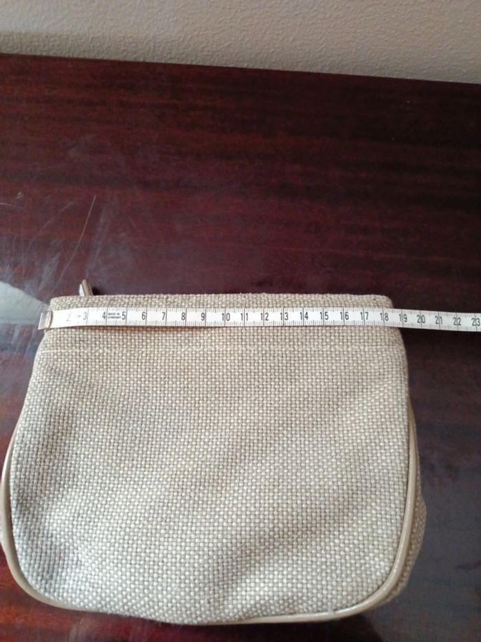 Trousse de beauté Molton Brown - photo numéro 4