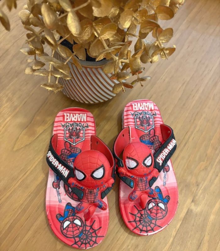 Tong Spiderman - photo numéro 2