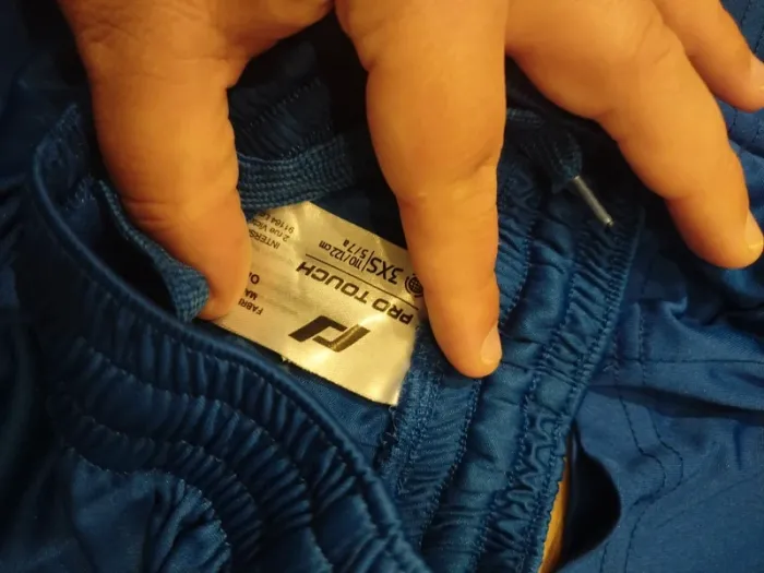 Lot deux short de foot 5 ans - photo numéro 2