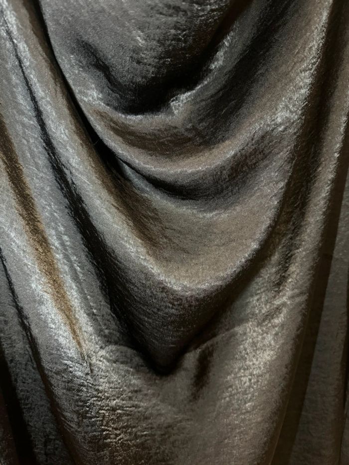 Robe effet satiné - photo numéro 3