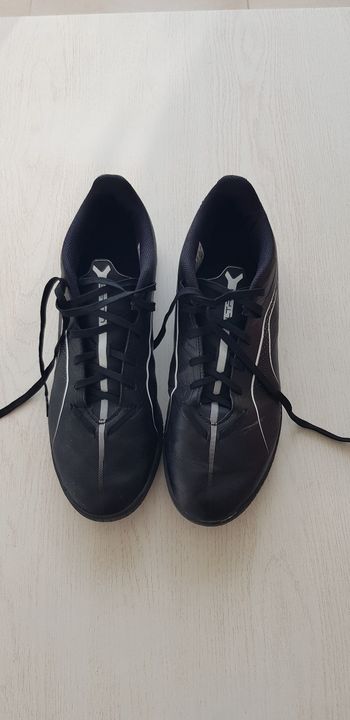 Chaussures de sport  taille 45