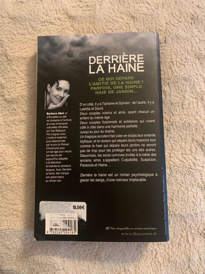 Livre derrière la haine Barbara Abel - photo numéro 2