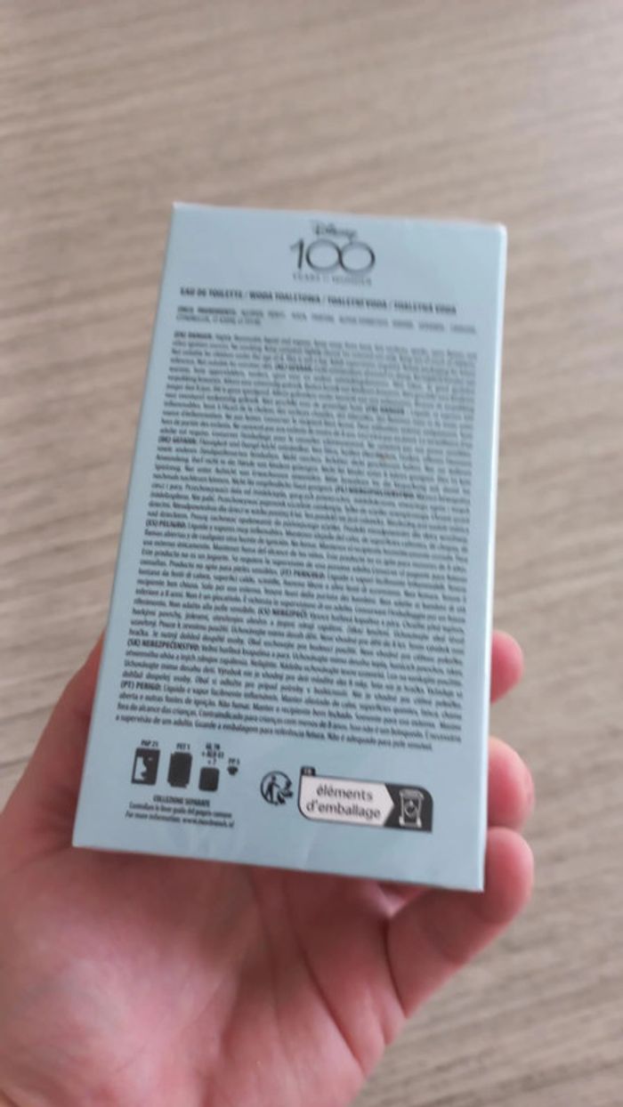Parfum disney 100 Alice - photo numéro 3