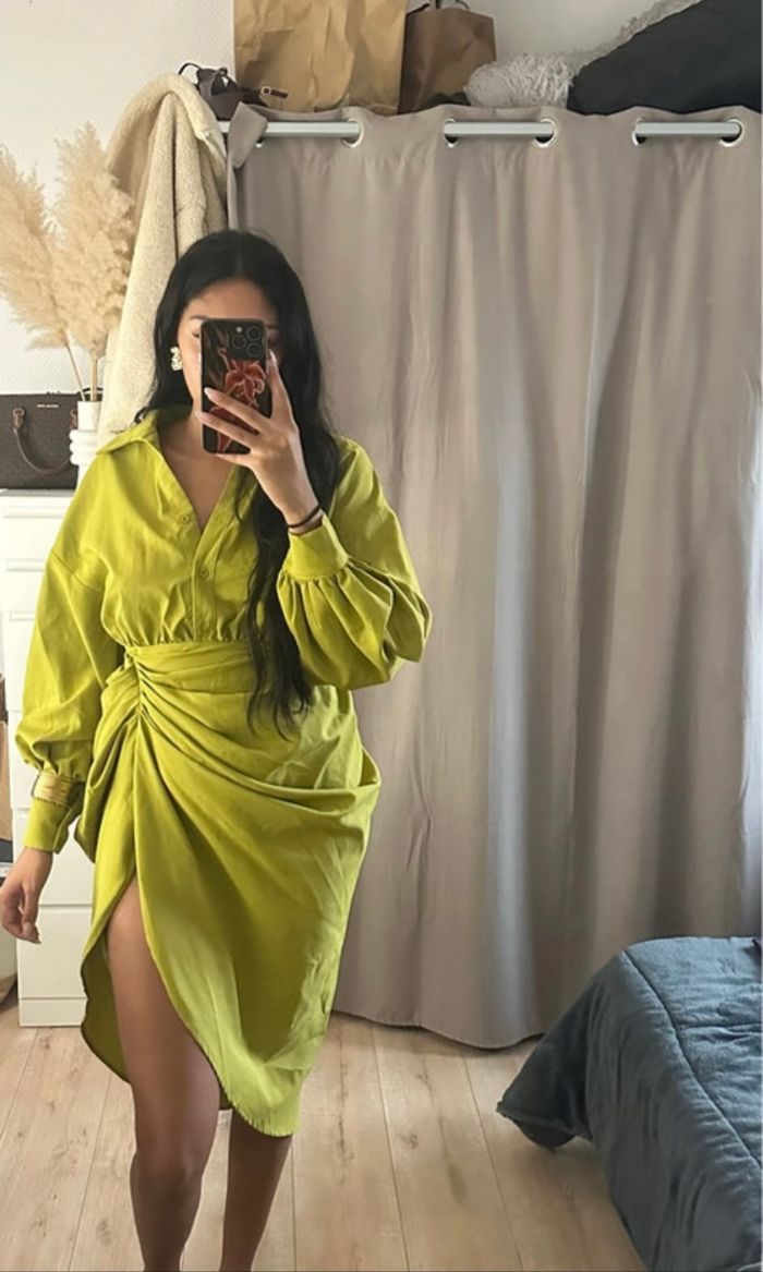 Robe style chemise avec fente NEUVE