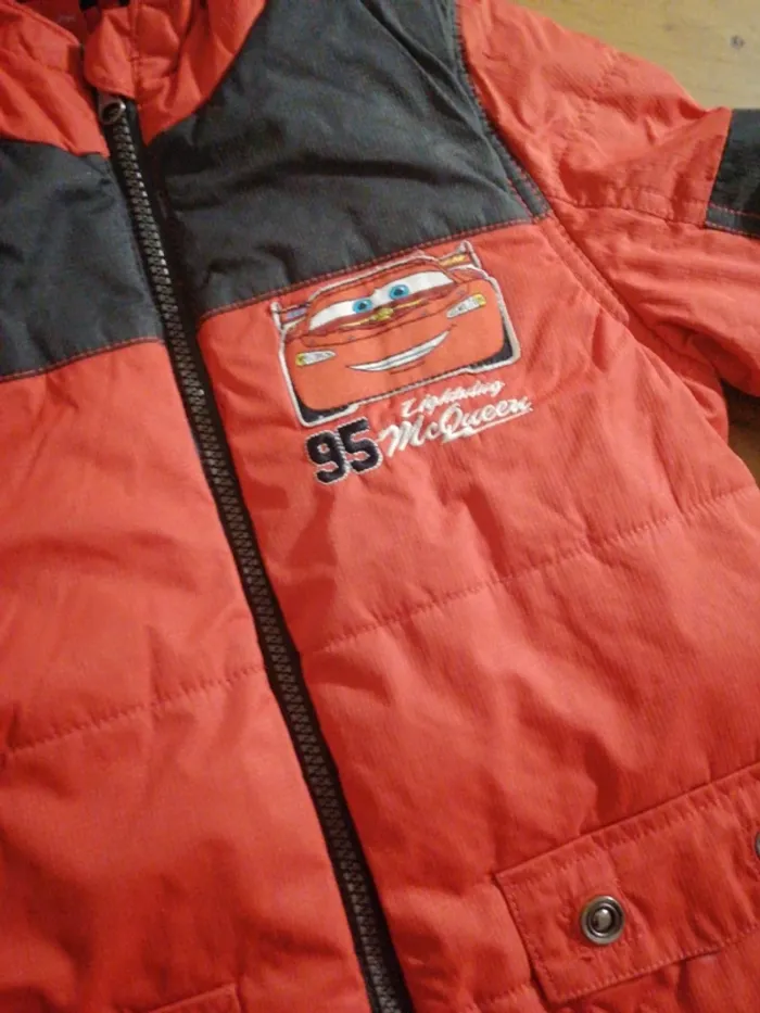 Manteau à capuche cars Taille 5 ans - photo numéro 2
