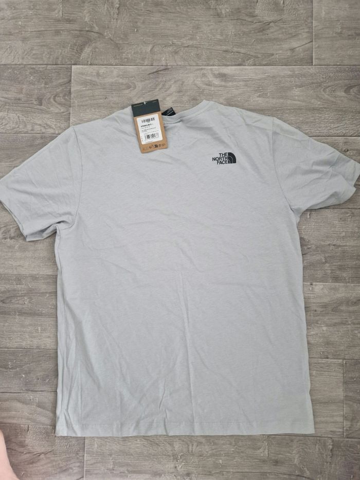T-shirt the north face - photo numéro 4