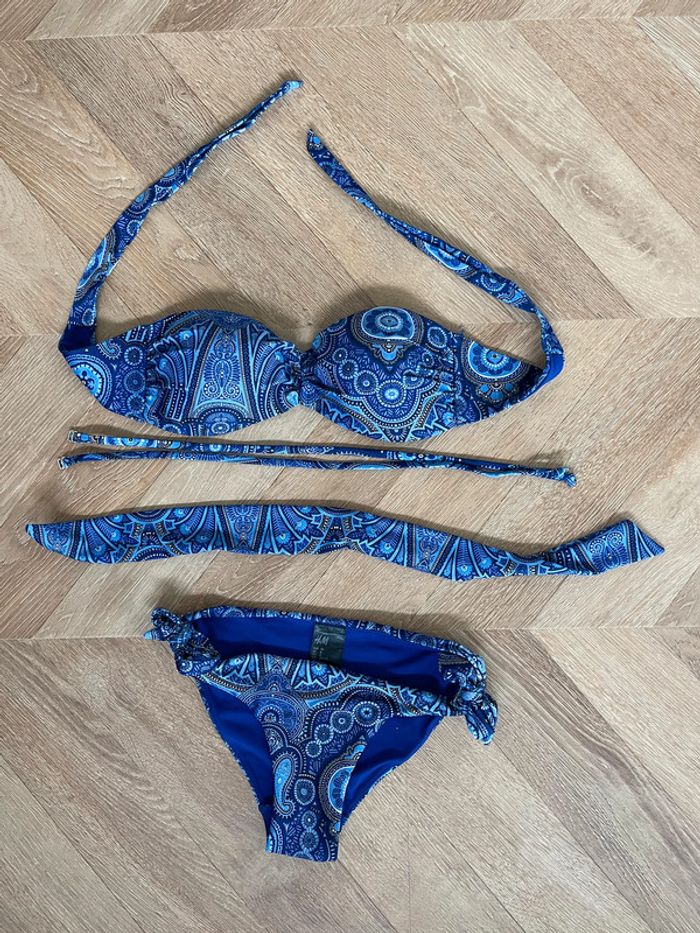 Maillot de bain 2 pièces H&M bleu et blanc - photo numéro 3