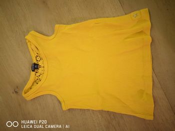 Débardeur moutarde 18 mois