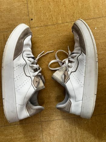 Adidas blanc 44 bon état