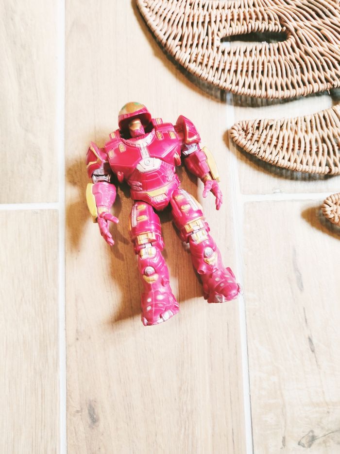 💫 Hulkbuster Iron Man figurine Avengers marvel marque Hasbro